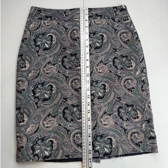 Ann Taylor Womens Pencil Skirt Paisley Pattern Back Slit Blue Size 4 - Picture 7 of 7